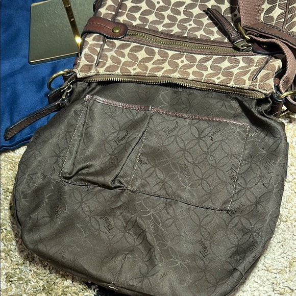 Fossil Leather Brown & Tan Crossbody Bag with Timeless Design EUC - Picture 16 of 16